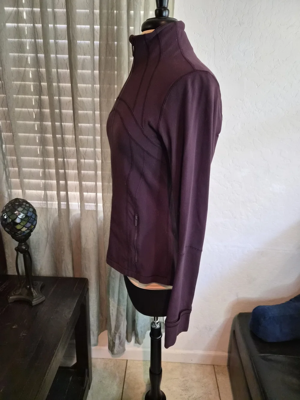 Lululemon Nulu Define Jacket Maroon Burgundy Size 10 EUC #0467 - Picture 4 of 5